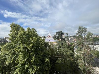 Apartment with Lovely Open View
