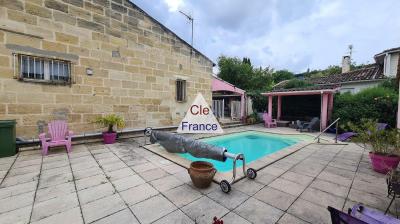 Lovely Family Home with Swimming Pool