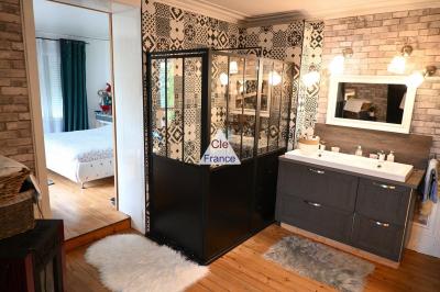 Beautiful House in Lovely Location