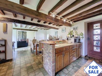 Magnificent Detached Country House with Outbuilding