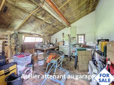Magnificent Detached Country House with Outbuilding