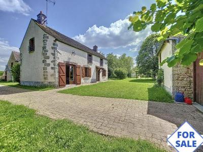 Magnificent Detached Country House with Outbuilding