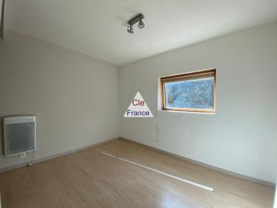 Town House with Neat Garden