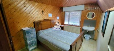 Single Storey Detached Villa With Garden