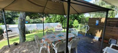 Single Storey Detached Villa With Garden