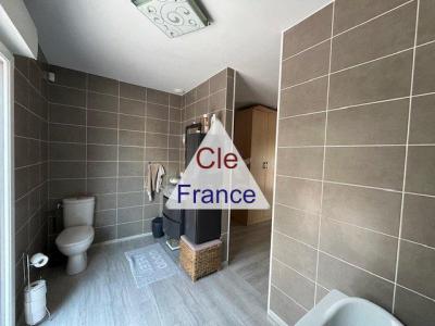 Detached House in Secured Environment
