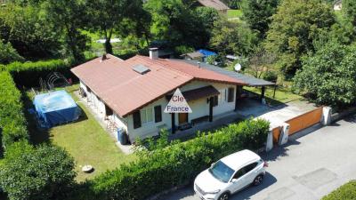 Detached House with Studio, Garage and Garden