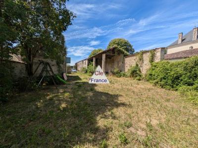 Large Longere and Outbuildings in the Countryside