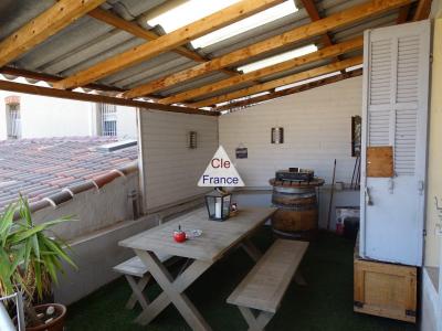 Large Apartment with Lovely Terrace