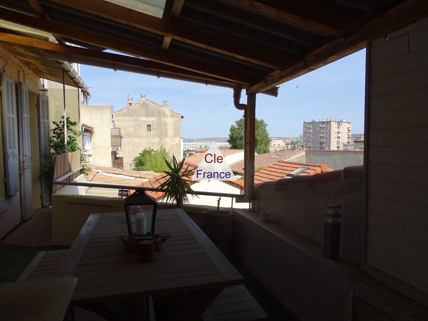 Main Photo of a 1 bedroom  Apartment for sale