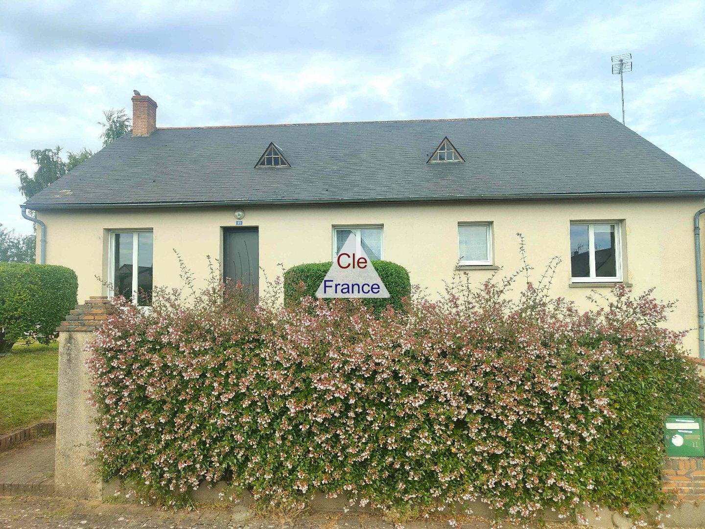 Main Photo of a 3 bedroom  House for sale