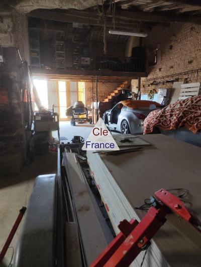 Traditional House with Garden