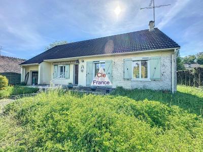 Single Storey Detached House With Large Garden
