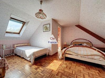 Single Storey Detached House With Large Garden
