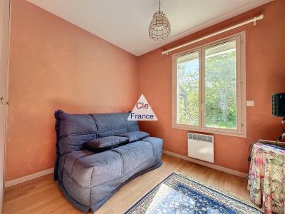Single Storey Detached House With Large Garden