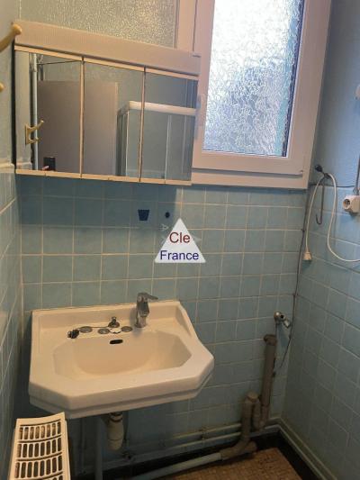 Traditional House with Garden