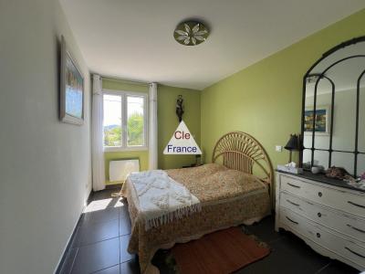 Ravishing Villa with Lovely Garden