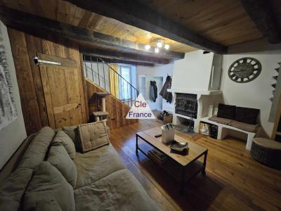 Maison De Village