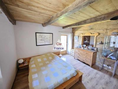 Maison De Village