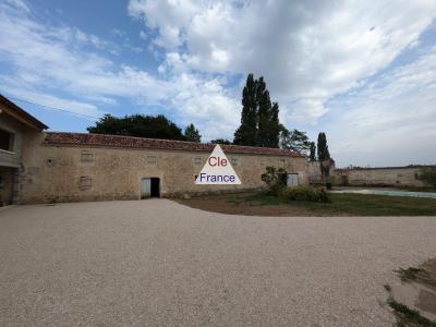 Ancienne Propriete Viticole Avec Maison De Maa