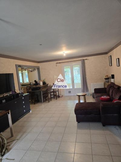Maison Lumineuse De 2 Chambres Avec Veranda A