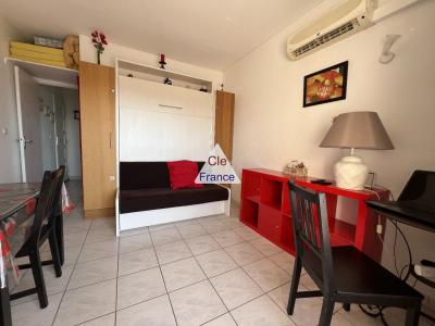 Beautiful Studio Apartment with Sea View