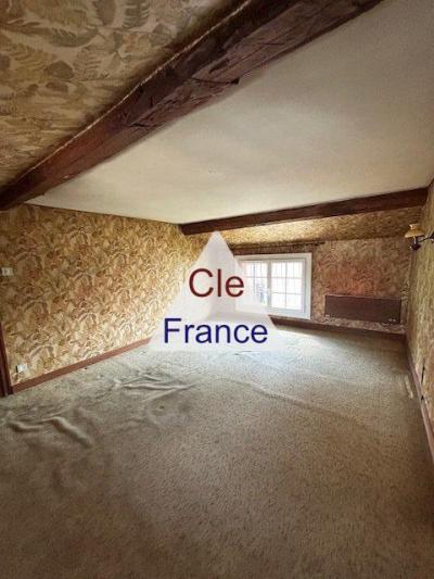 Village House with Flexible Accommodation