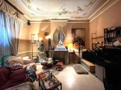 Maison De Maitre Style Manor House with Garden