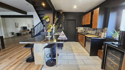 A 10mins De St Andre De Cubzac: Maison Pierre De 150ma