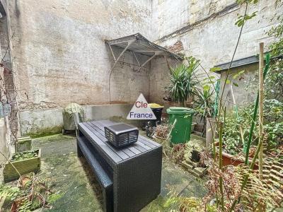 Apartment with Courtyard in Heart of Town