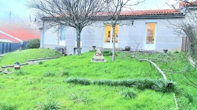 Maison Sur Sous-sol Semi-enterre