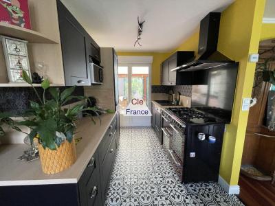 Characterful Detached House with Garden