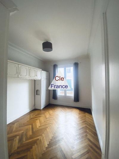 Nice Apartment with Balcony