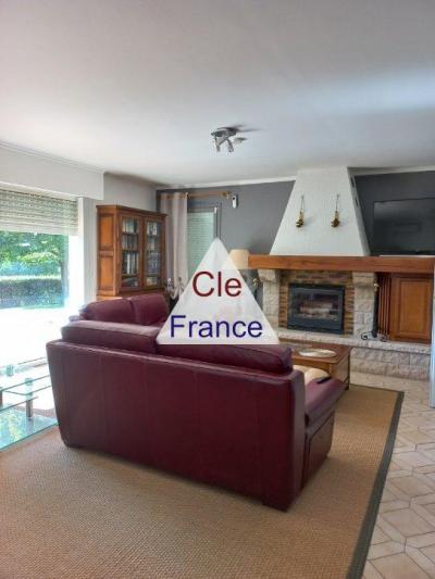 Magnificent Location for the Ranch Style Detached House