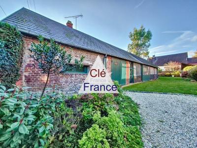 Stunning High-Quality Detached House with Garden