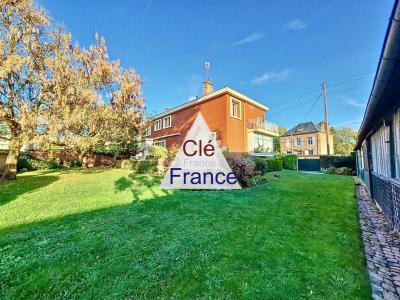 Stunning High-Quality Detached House with Garden