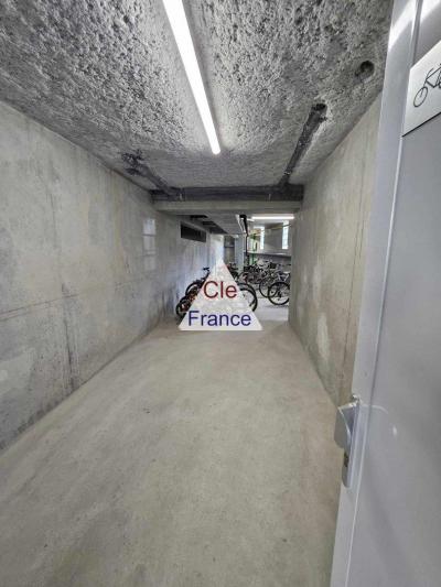 Apartment in Heart of Town