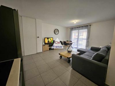 Apartment in Heart of Town