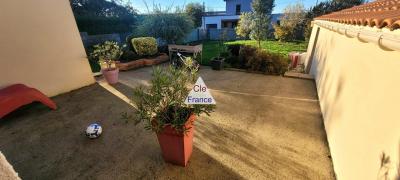 Detached House with Mature Garden