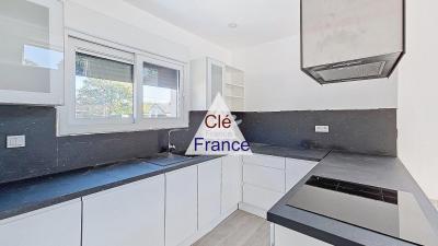 Uber Contemporary Detached House
