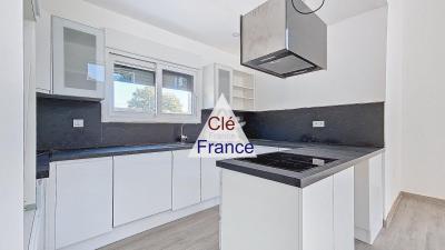 Uber Contemporary Detached House