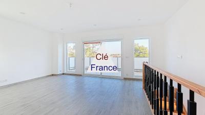 New Build Detached House with Garden