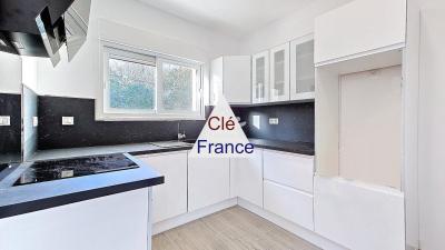 New Build Detached House with Garden