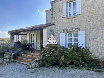 Detached Country House with Panoramic Views