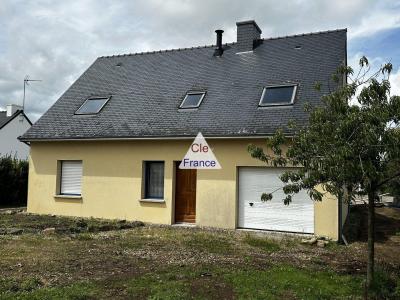 Detached House with Garden