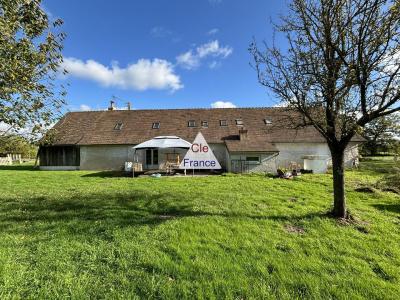 Maison De Campagne Avec Plan D\'eau Sur 8800ma