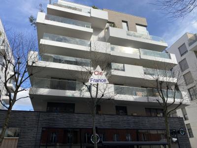 Asnieres - Centre F4 Avec 3 Chambres, Sejour, Terrasse Et 2 Emplacements De Parking
