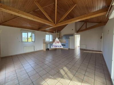 Single Storey Detached House With Garden