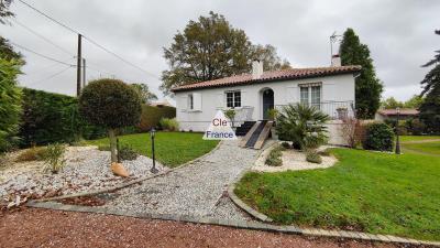 Detached House with Landscaped Garden