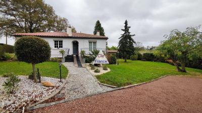Detached House with Landscaped Garden